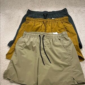 Nike Men's Athletic Shorts 7” inseam 2-1 shorts - Tan, Gold, and Gray